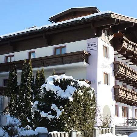 Fruehstueckspension Monika, B&B In Kaprun Including Summercard Πανσιόν 3*