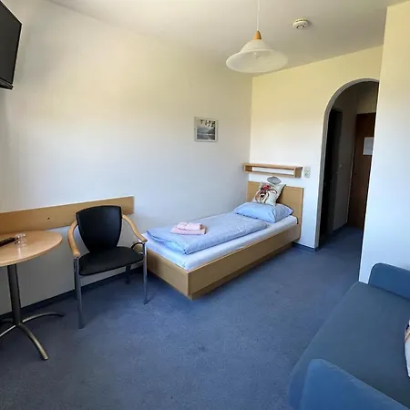 Monika, Cozy B&b, Newly Renovated In カプルーン