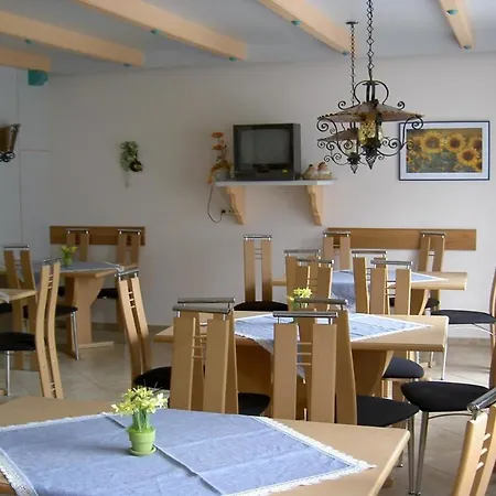 Pension Monika, Summercard Included 카프룬