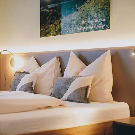 Pension Monika, Summercard Included Kaprun