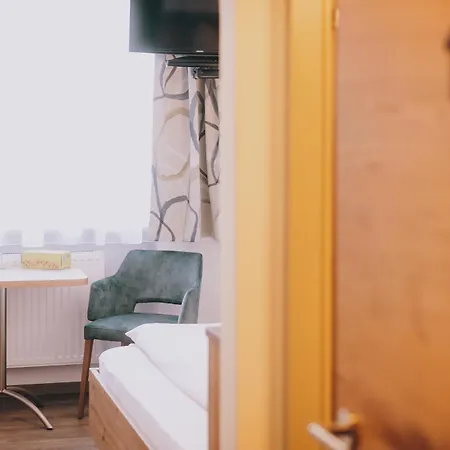 Pension Monika, Summercard Included 3* Kaprun