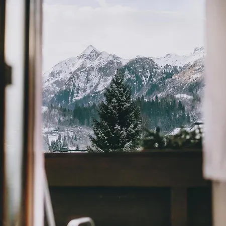 Pension Monika, Summercard Included