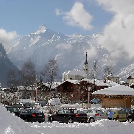 Monika, Cozy B&b, Newly Renovated In Guest house 3*